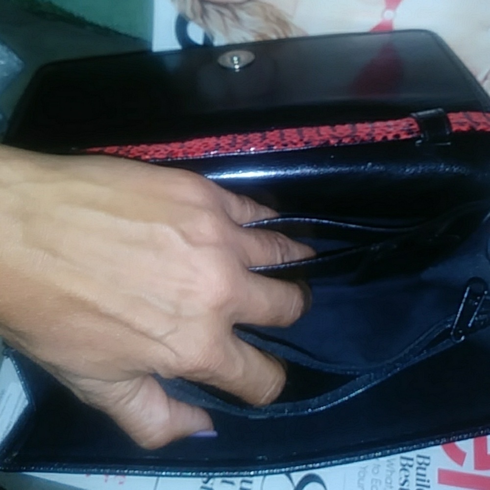 Tusk clutch - Picture 5 of 7